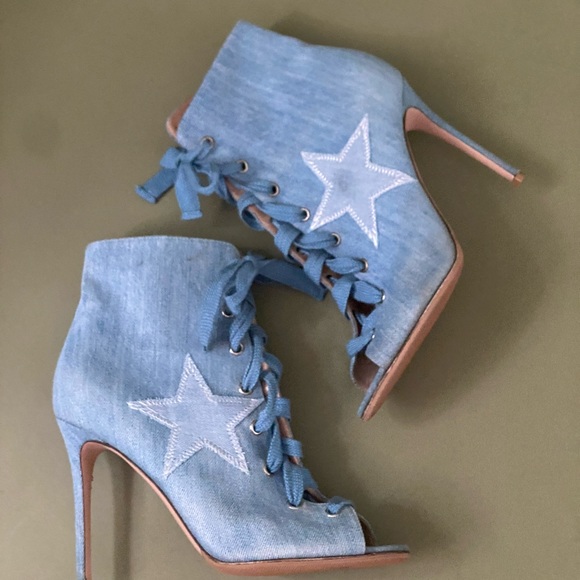 Gianvito Rossi denim lace up open toe booty. Size 39 - Picture 6 of 10